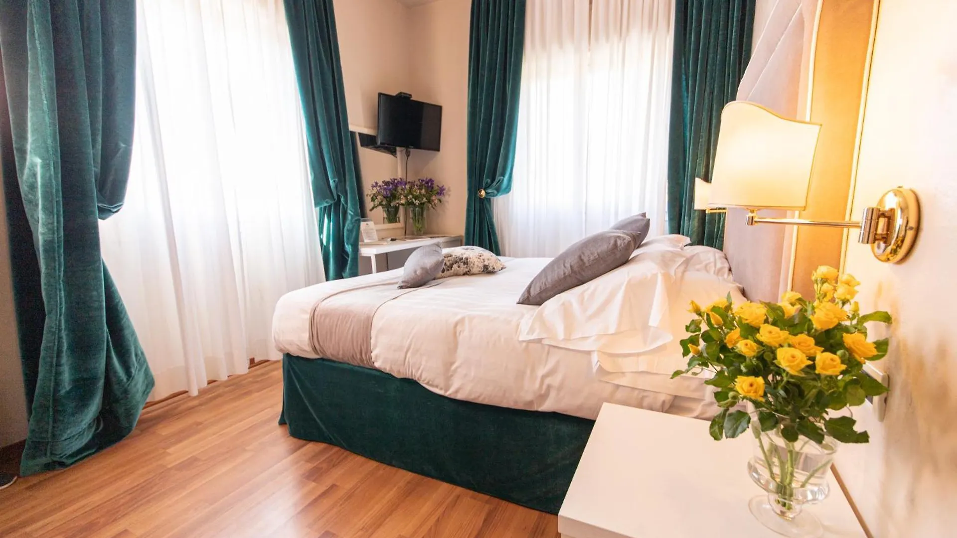 ****  Hotel Viscardo Forte dei Marmi Italy