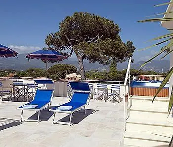 Hotel Viscardo Forte dei Marmi Italy