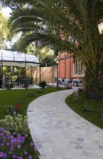 Hotel Viscardo Forte dei Marmi 4*,  Italy