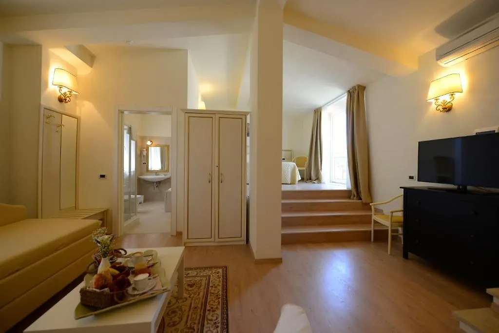 Hotel Viscardo Forte dei Marmi Italy